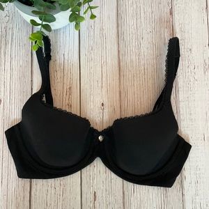 EUC Body by Victoria's Secret Lined Demi 32D